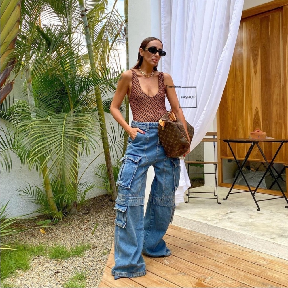 ZARA HIGH-WAISTED ZW CARGO JEANS BLOGGER’s FAVORITE